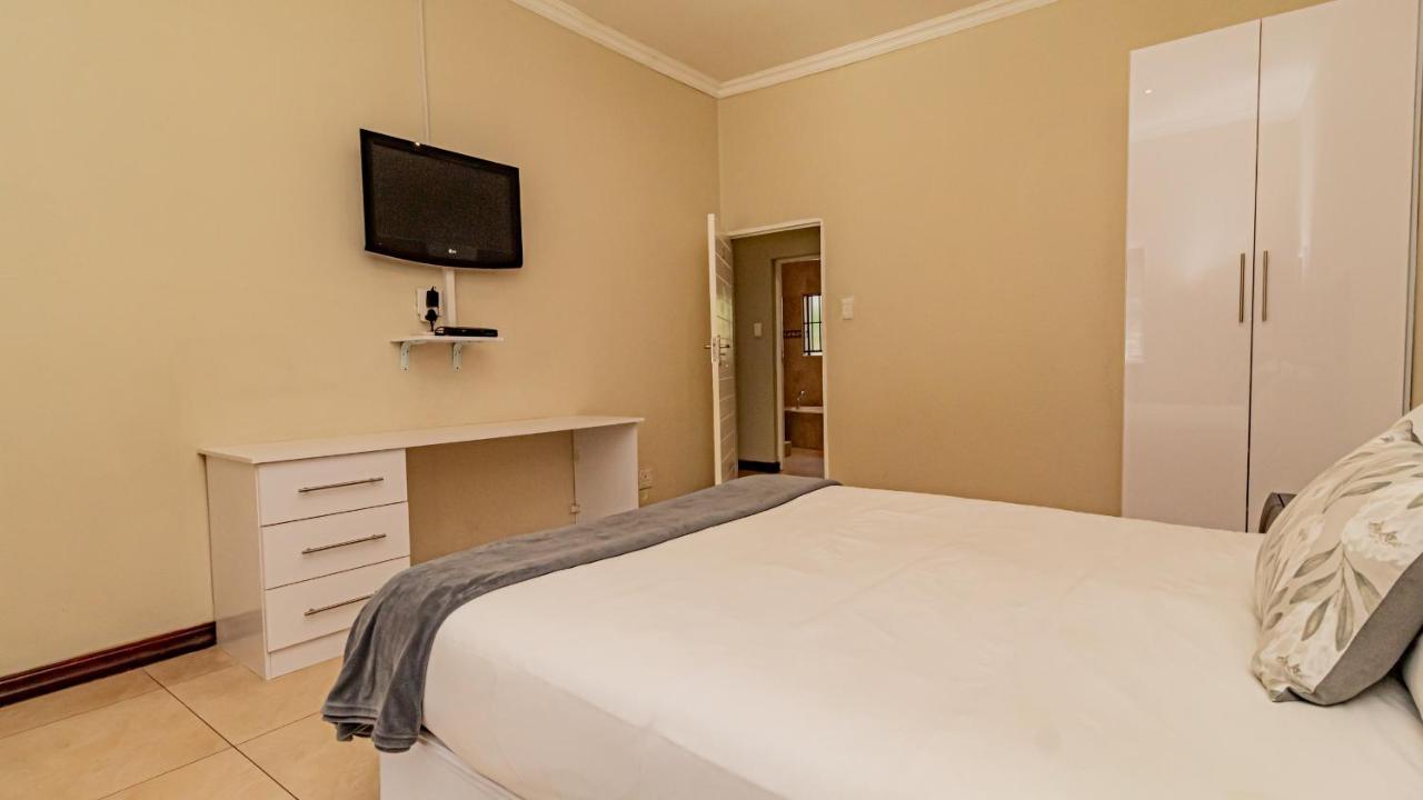 See You There Accommodation 1 Centurion Extérieur photo