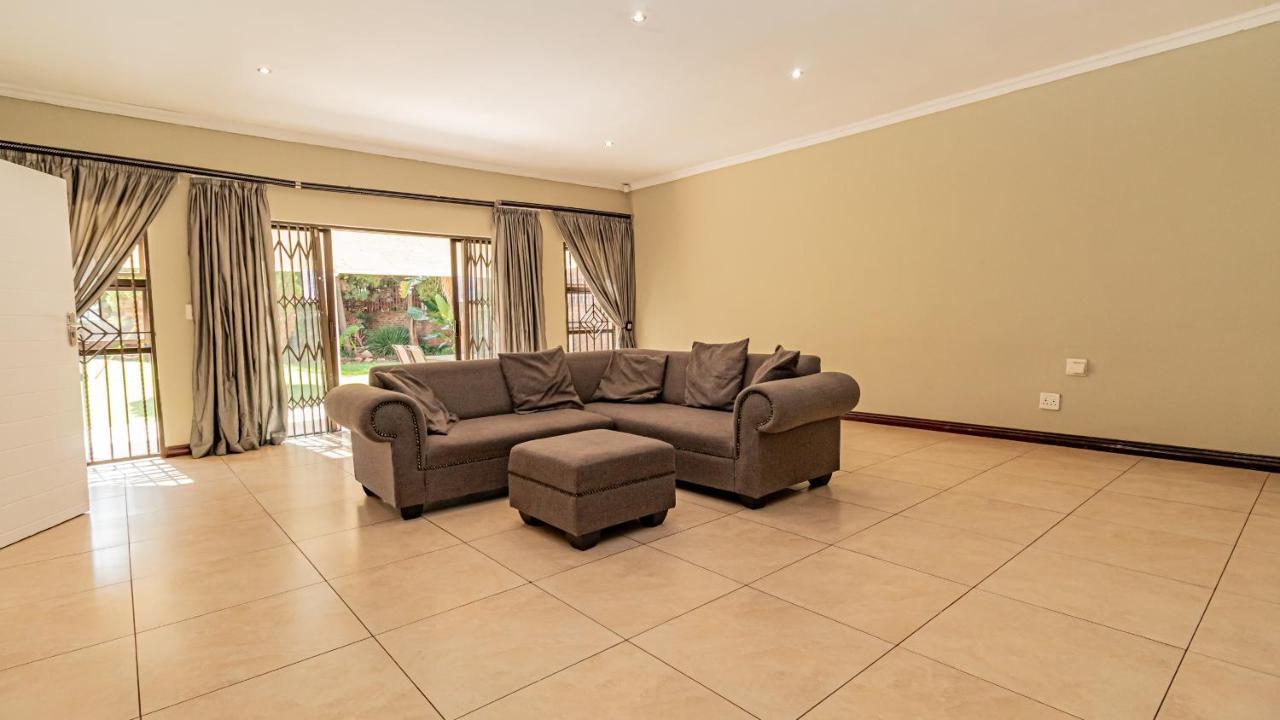 See You There Accommodation 1 Centurion Extérieur photo