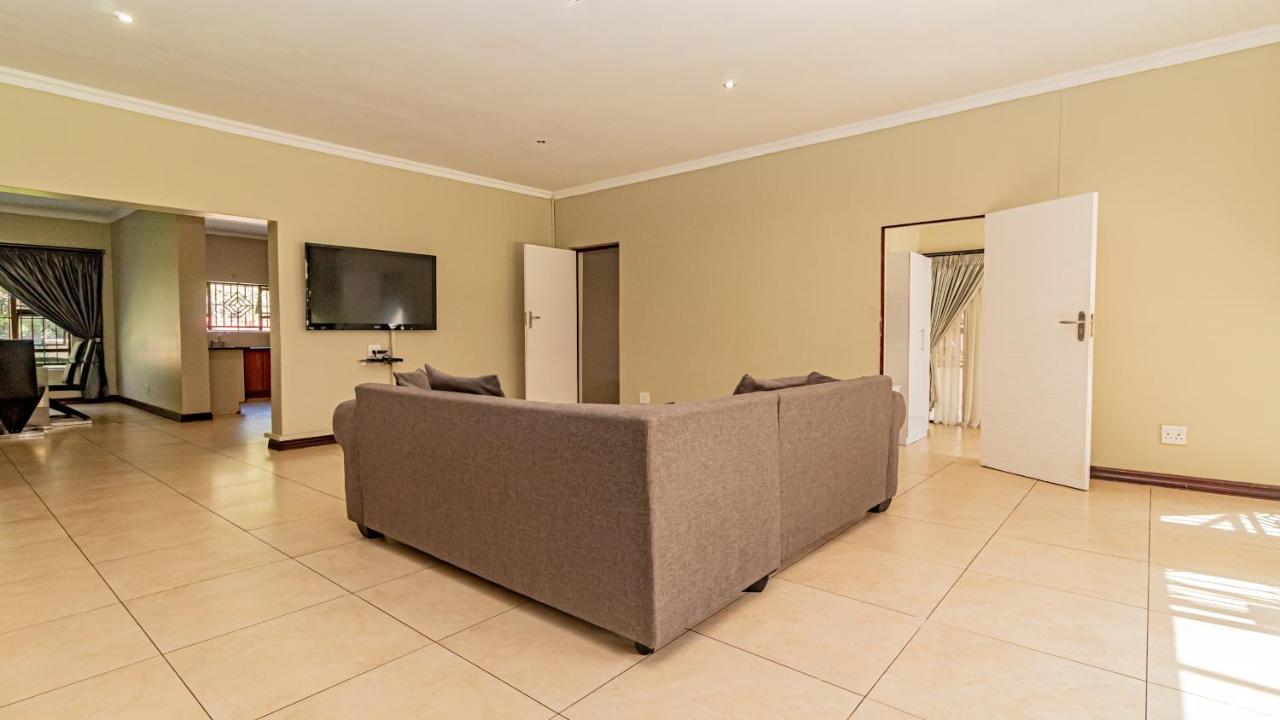 See You There Accommodation 1 Centurion Extérieur photo